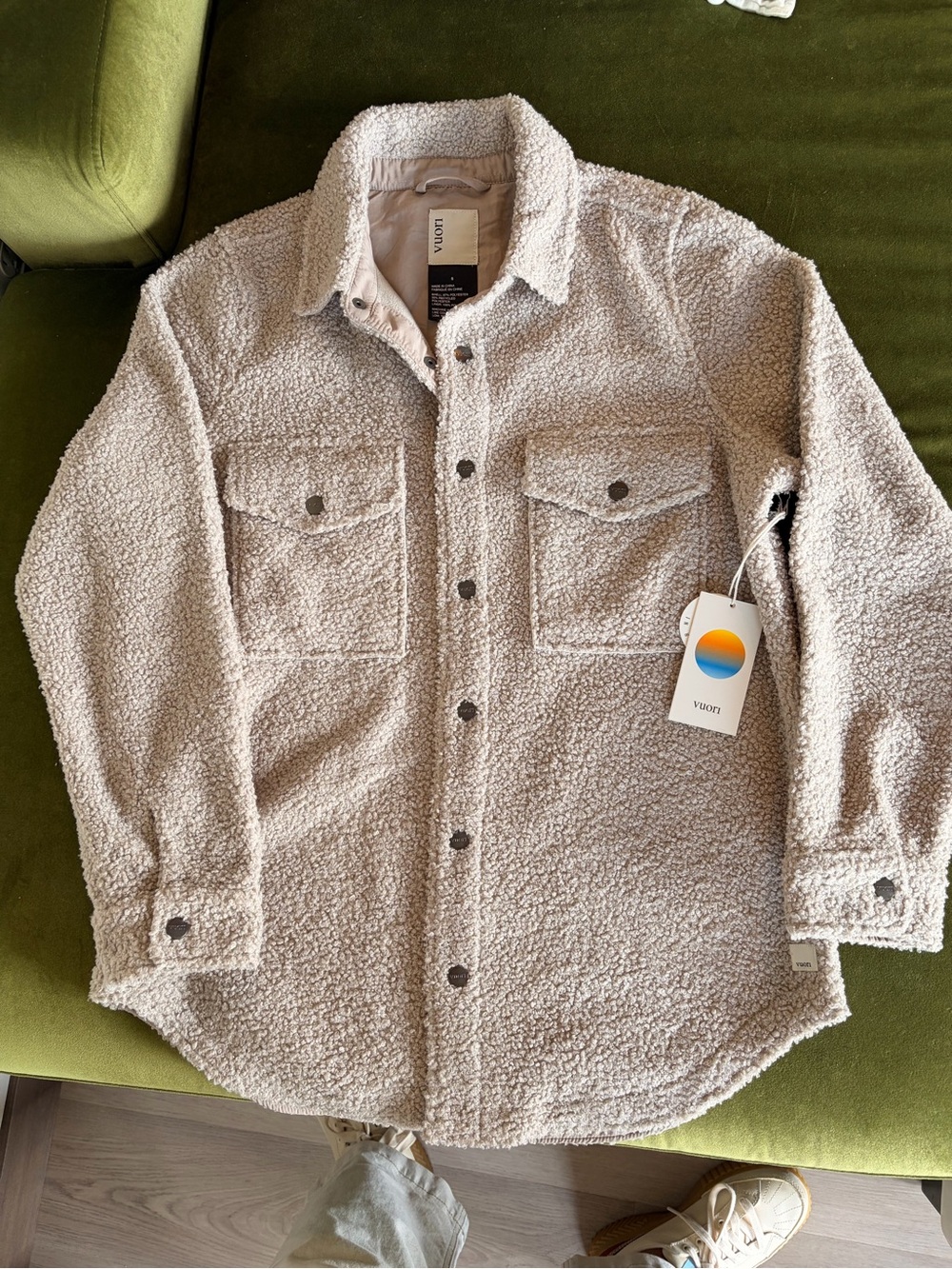Vuori Women’s Sherpa Shirt Jacket Shacket Beige Small NWT